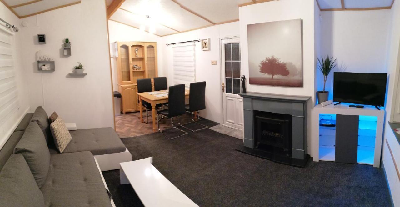 Cornwall Cornwall-Chapmanswell Caravan Holiday Park A30 B&B Bed And Breakfast #41 Launceston Extérieur photo
